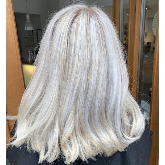 Frisör i Värnamo - Klippateljén - Blondering 11